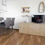 Apartament Yachthafenresidenz-wohnung-9108-882 *